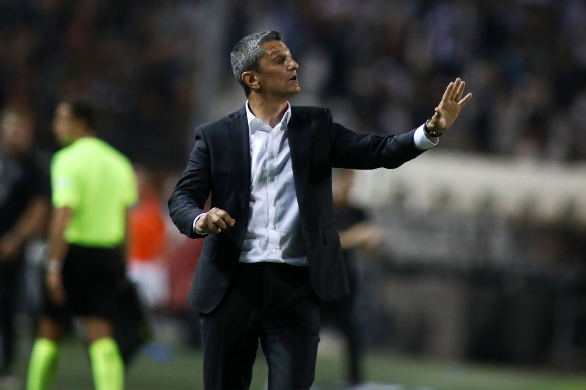 Ράζβαν Λουτσέσκου στον πάγκο του ΠΑΟΚ