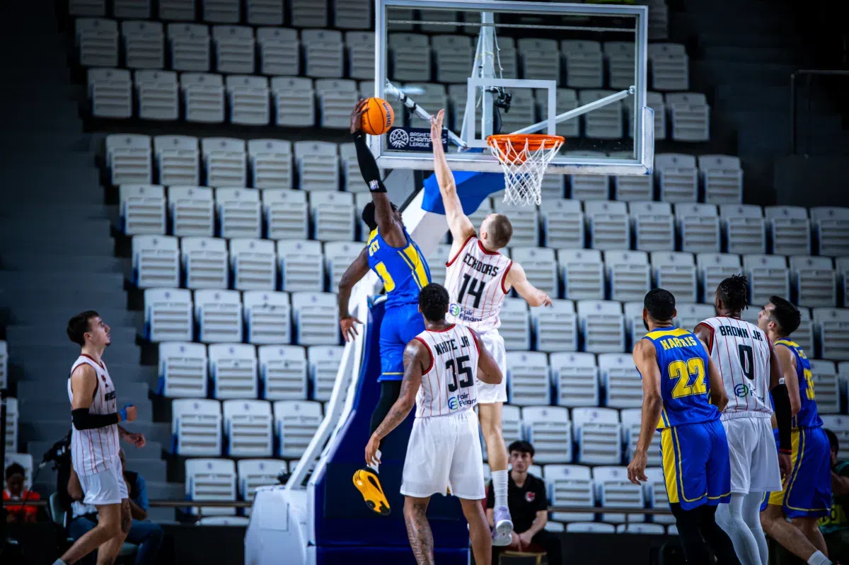 Ο Κρις Κόφεϊ ήταν από τους κορυφαίους του Περιστερίου Domino's κόντρα στη Μανίσα