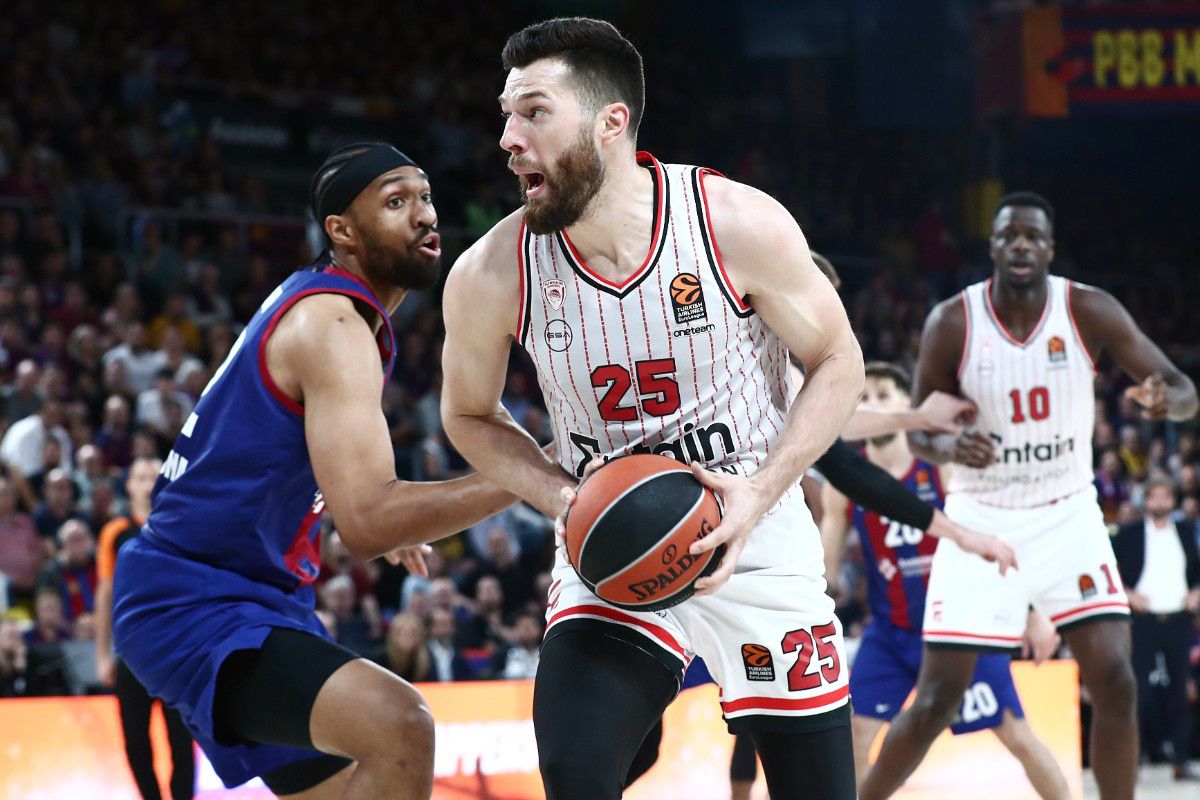 Φάση από το περσινό game 5 των play offs ανάμεσα σε Ολυμπιακό και Μπαρτσελόνα