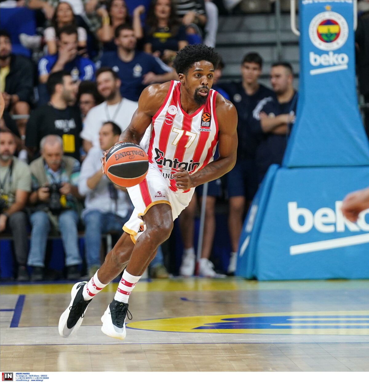 Χαμός με ΜακΚίσικ: Οπαδός του επιτέθηκε φραστικά, εκείνος αντέδρασε και προκλήθηκε επεισόδιο!
