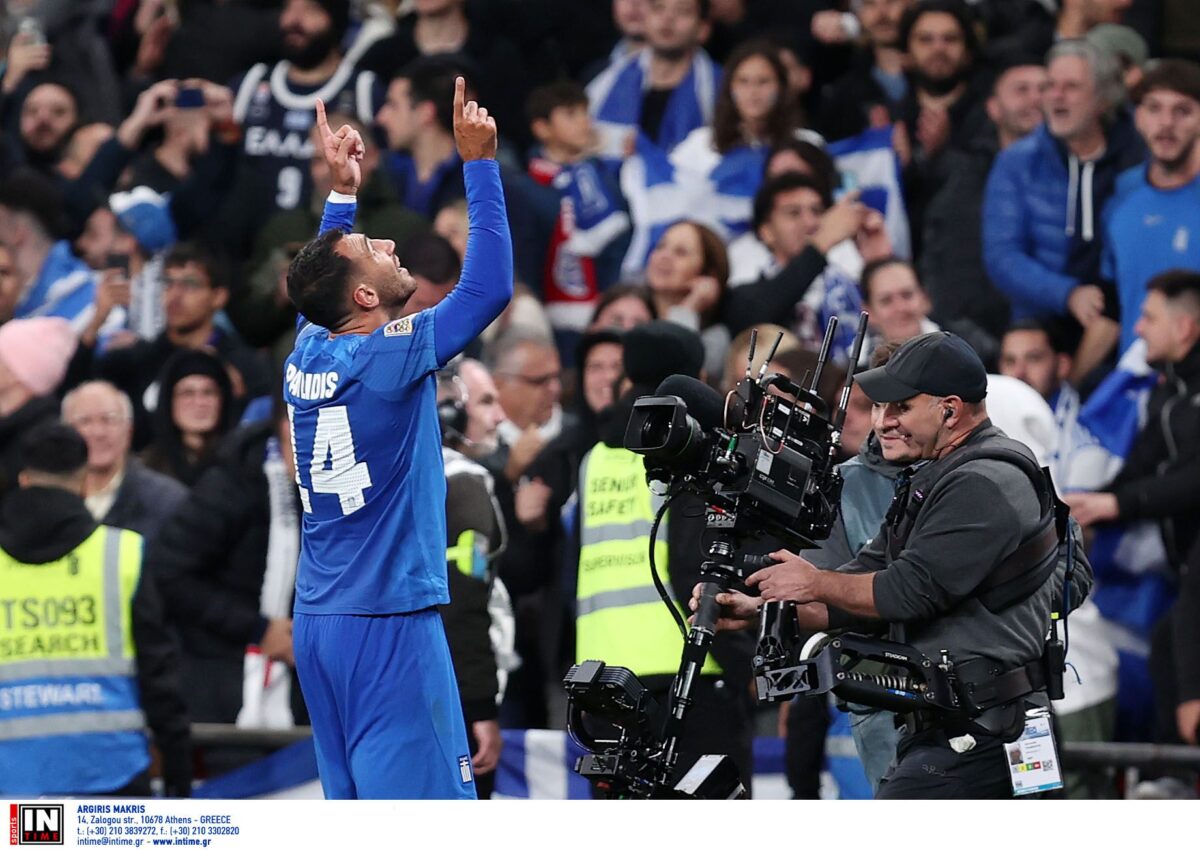 Αγγλία - Ελλάδα: Η αφιέρωσε του Παυλίδη στον Μπάλντοκ.