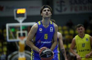 Ο Τζόρτζ Πάπας αναφέρεται στην αναμέτρηση με τη Μανίσα