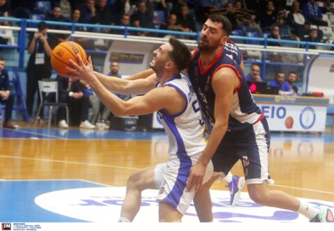 Διακοπή και εκκένωση του γηπέδου στο Ηρακλής-Δόξα Λευκάδας
