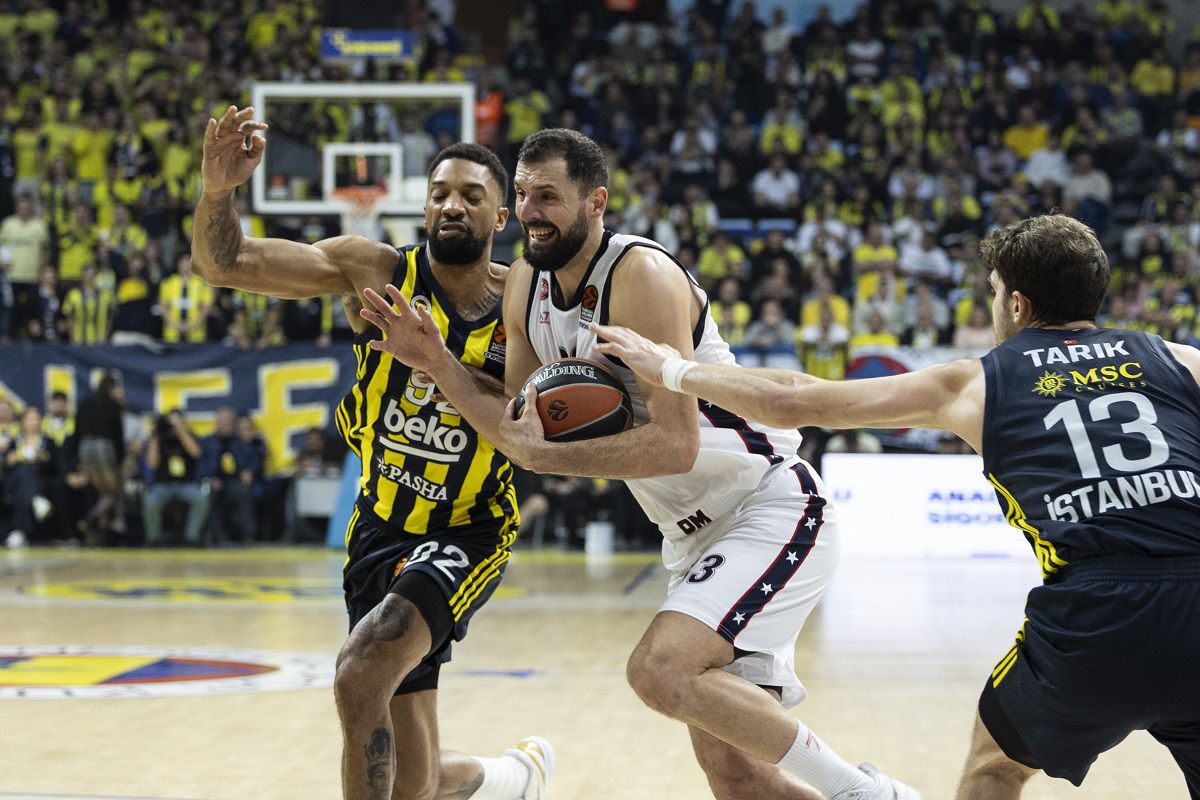 Με εντυπωσιακό Μίροτιτς η Αρμάνι πέρασε από το «άντρο» της Φενέρμπαχτσε