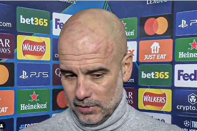 Ανησυχία και ερωτηματικά για τις αμυχές στο πρόσωπο του Γκουαρδιόλα μετά το σοκ από τη Φέγενορντ: «Θέλω να κάνω κακό στον εαυτό μου»