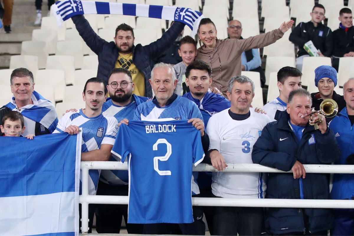 Η φανέλα του Μπάλντοκ στο ΟΑΚΑ