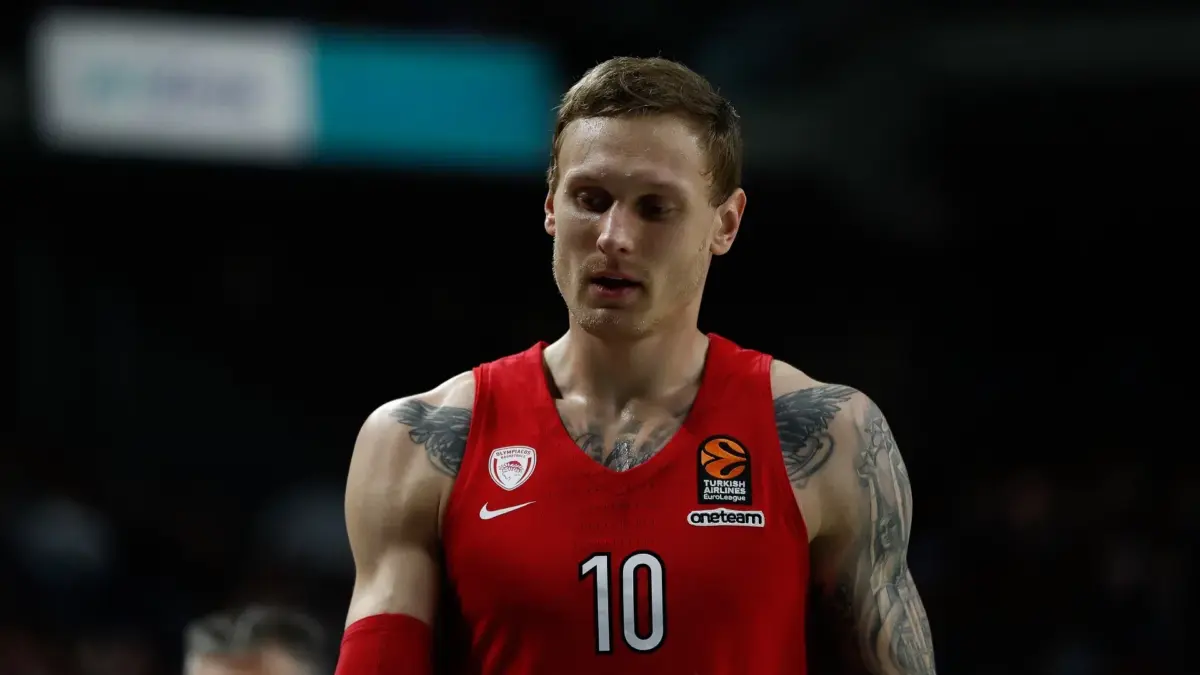 ΚΑΕ Ολυμπιακός για Τίμα: «Είμαστε σοκαρισμένοι και συντετριμμένοι…»