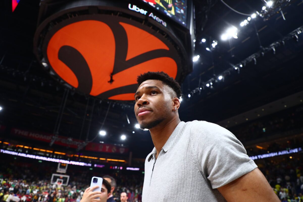 Αντετοκούνμπο: «Μακάρι να είχαμε στο NBA την ατμόσφαιρα της Euroleague – Στο Final Four με Ολυμπιακό και Παναθηναϊκό…»