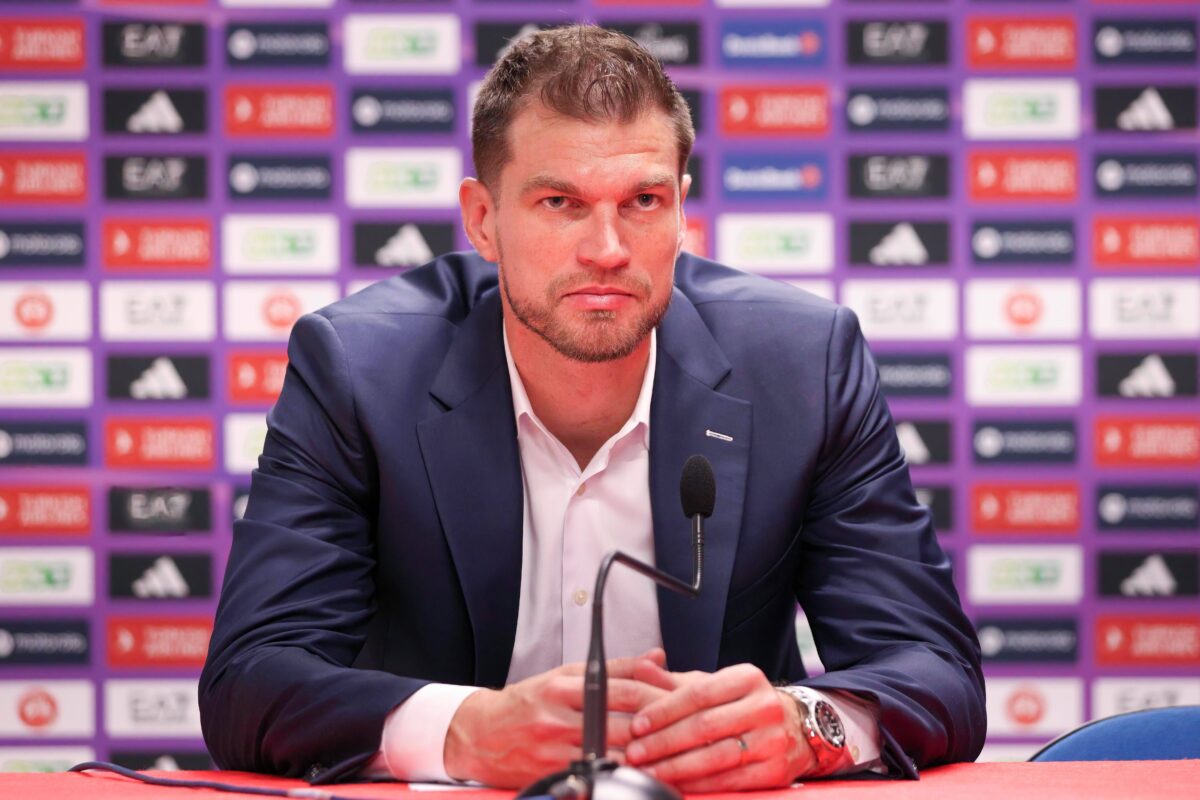 Ο Τιάγκο Σπλίτερ στην συνέντευξη τύπου μετά την ήττα της Παρί από την Ολίμπια Μιλάνο την Παρασκευή 11/10/2024