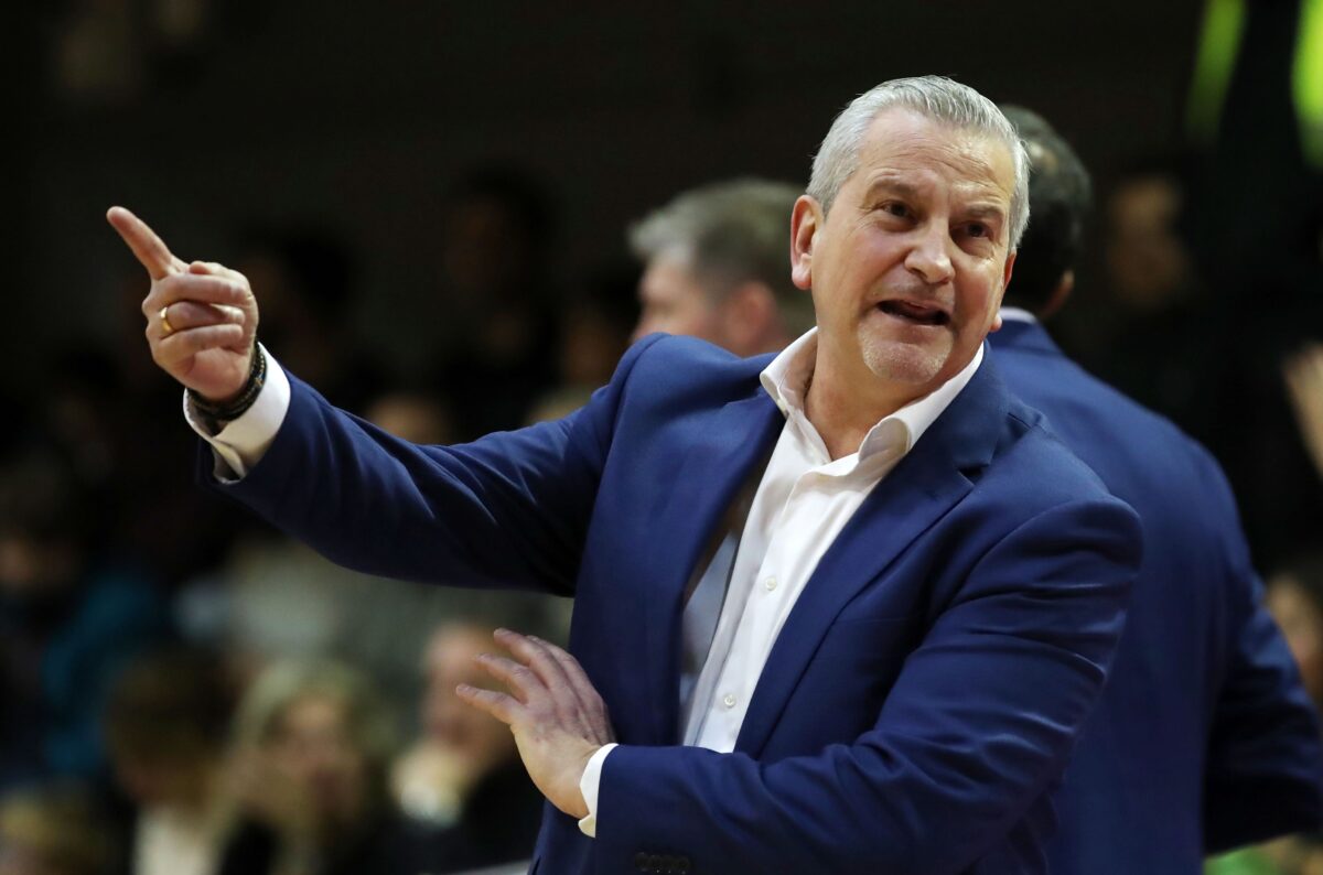 Ζούρος: «Kάποιοι δεν θέλουν το Μαρούσι στην κατηγορία – Χάσαμε τον Σανόγκο μέχρι το τέλος της χρονιάς»