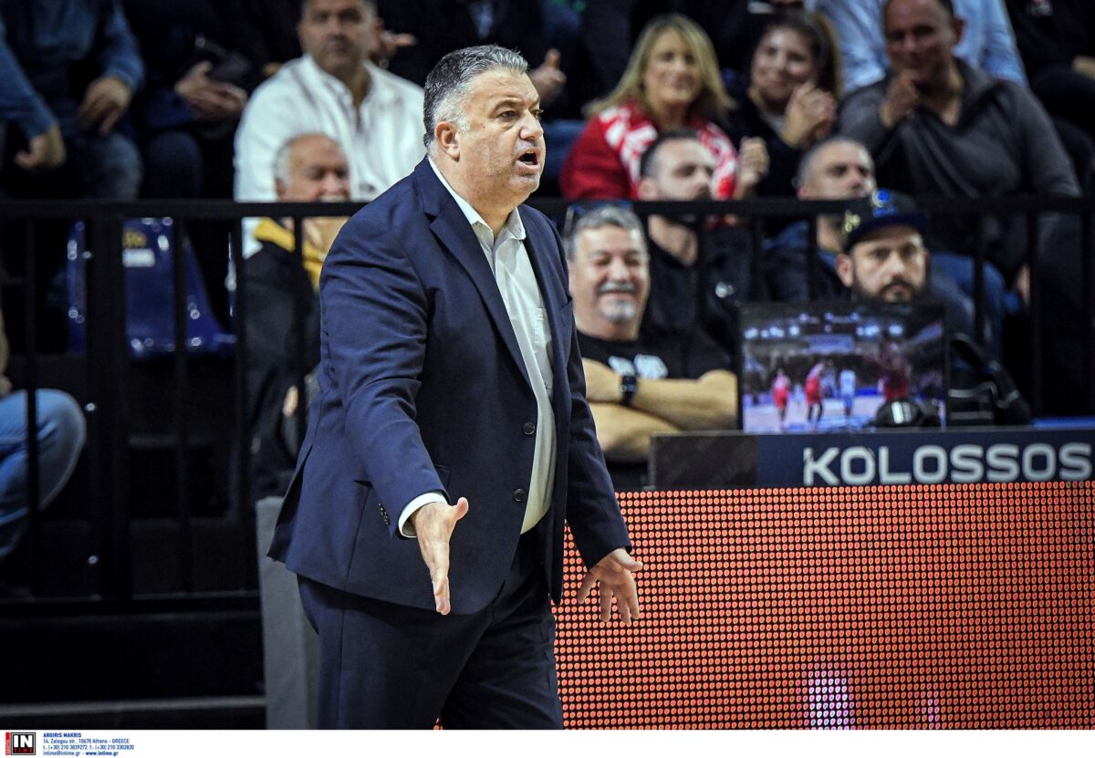 Γιατράς: «Ο χρόνος είναι εναντίον μας, ο Ολυμπιακός μας σεβάστηκε και έριξε τον ρυθμό του»