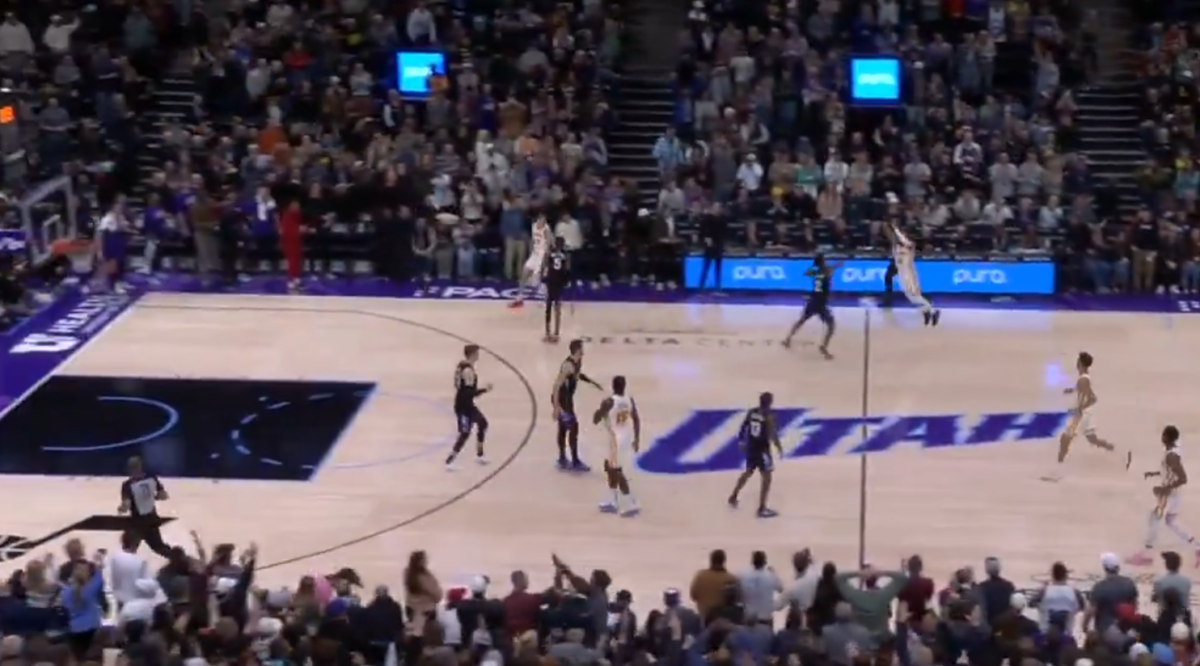 Το έβαλε από το… σπίτι του: Ασύλληπτο buzzer beater του Γιανγκ πίσω από το κέντρο για τη νίκη των Χοκς κόντρα στους Τζαζ (vid)