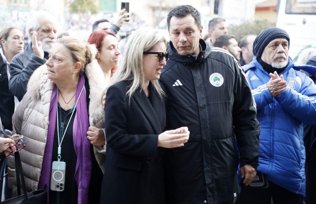 Η Πόπη Δομάζου