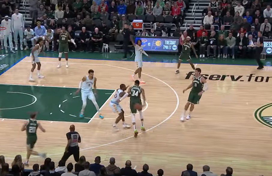 Με… δημιουργό Γιάννη το Top 10 του ΝΒΑ (vid)