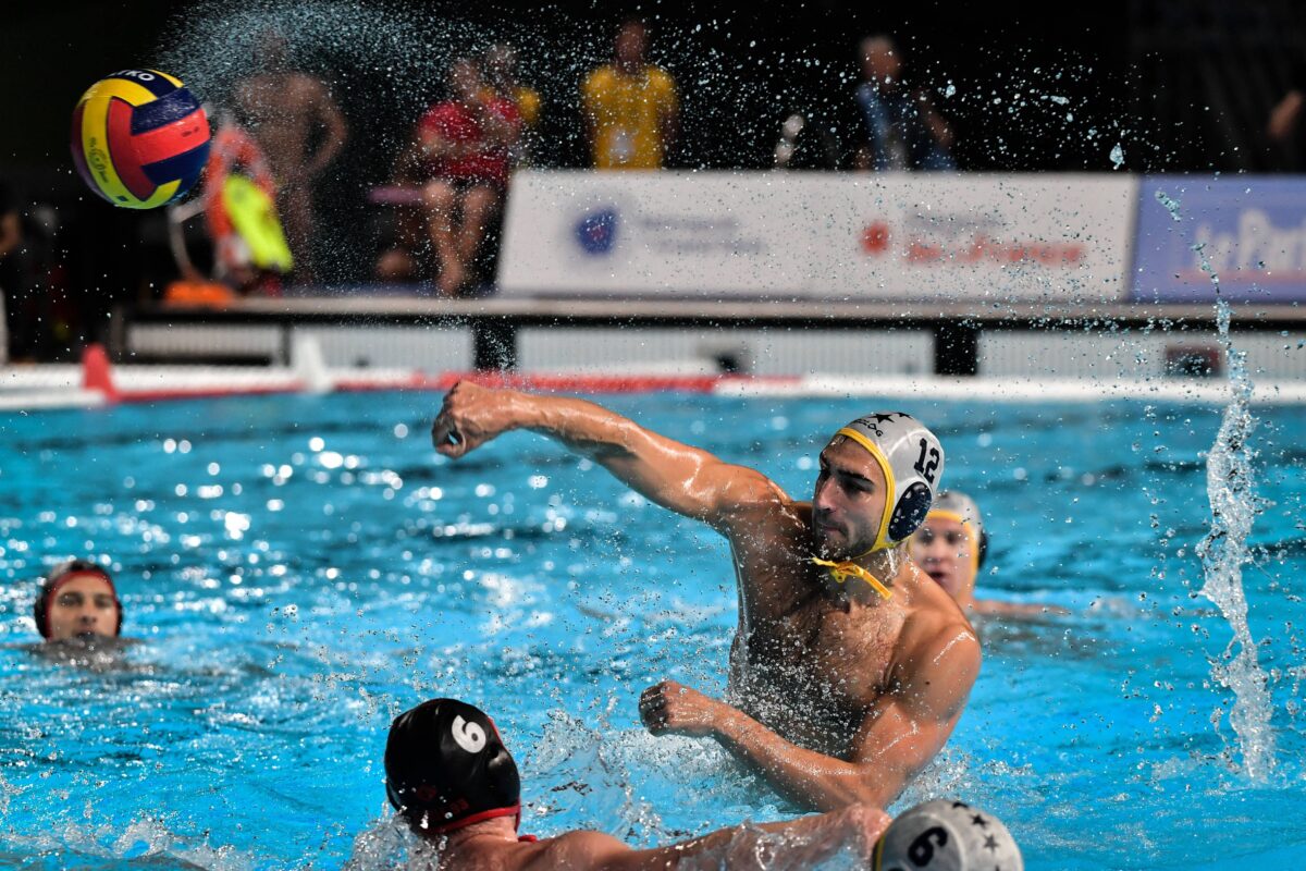 Τραγελαφικό: Ομοσπονδία ξέχασε τα μετάλλια και οι κυπελλούχοι φωτογραφήθηκαν με… μπισκότα!