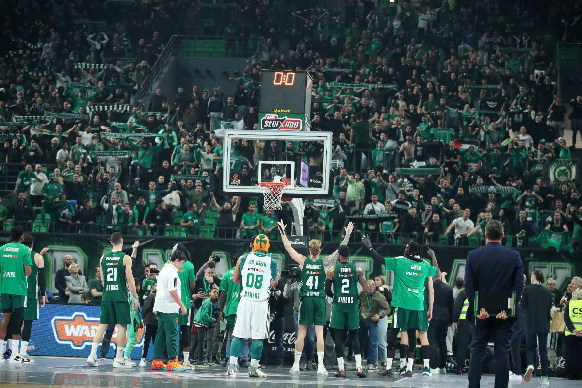 Το «πάρτι» στο κατάμεστο ΟΑΚΑ με τη Βίρτους Μπολόνια και οι μοναδικές οικογενειακές στιγμές (vid)