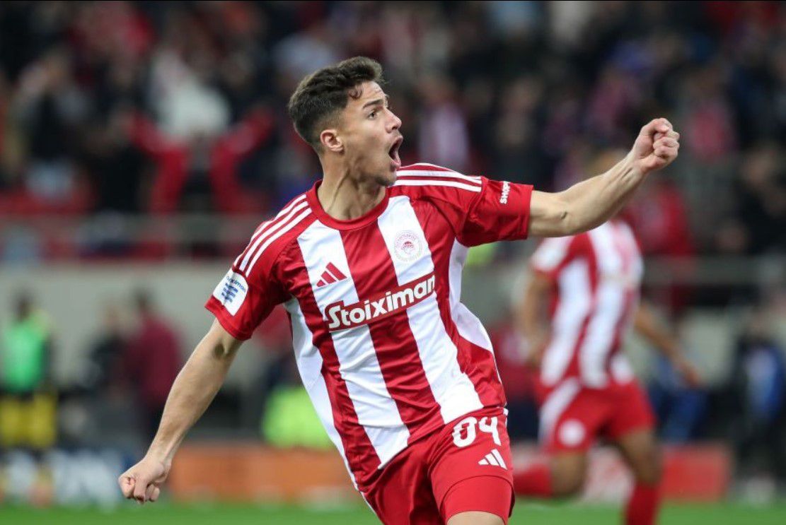 Ο Μπάμπης Κωστούλας στο Ολυμπιακός - Άρης