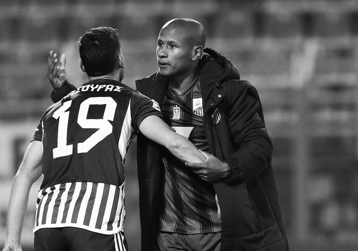 Ο Ματίας Ακούνια με τον Γιώργο Μασούρα