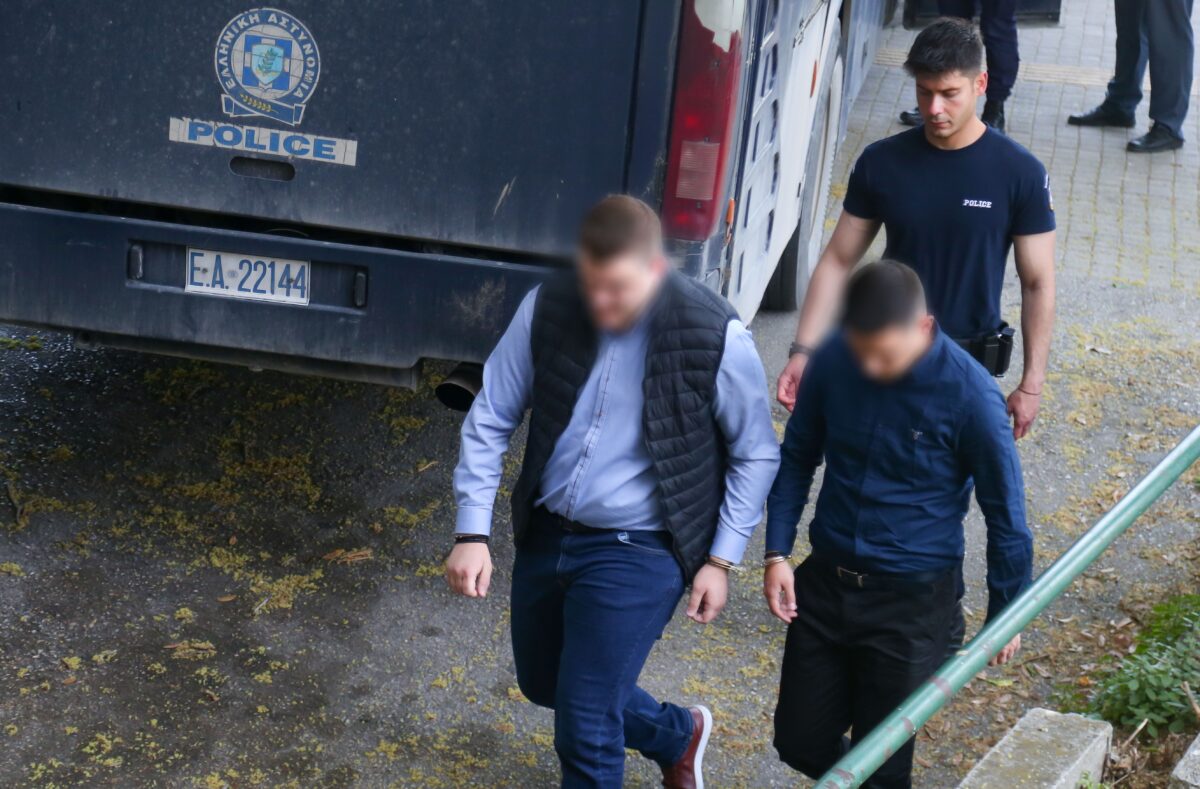 «Καταπέλτης» για τρίτη ημέρα η εισαγγελέας στη δίκη για το δολοφονία του Άλκη, ο ρόλος των 12 κατηγορουμένων (vid)