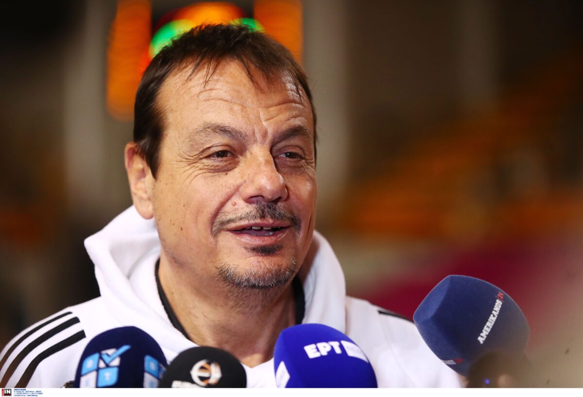 Αταμάν: «Υπάρχει αντιπαλότητα ανάμεσα στον Ολυμπιακό και τον Παναθηναϊκό ακόμη κι αν παίξουν… beach μπάσκετ» (vid)