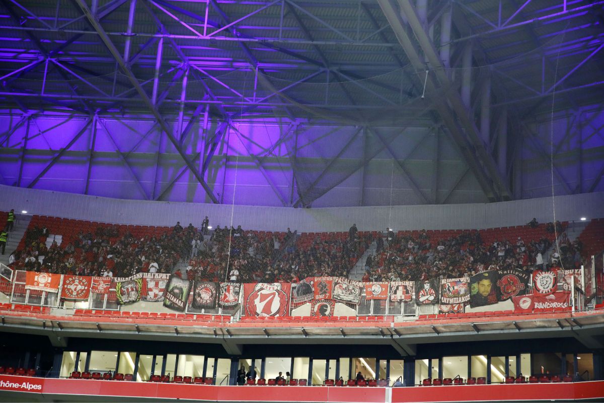 Ο Ολυμπιακός δεν θα είναι μόνος του στο Μάλμε – Πόσα εισιτήρια εξασφάλισαν οι Πειραιώτες