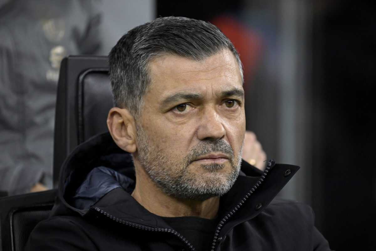 Ο Σέρτζιο Κονσεϊσάο στον πάγκο της Μίλαν