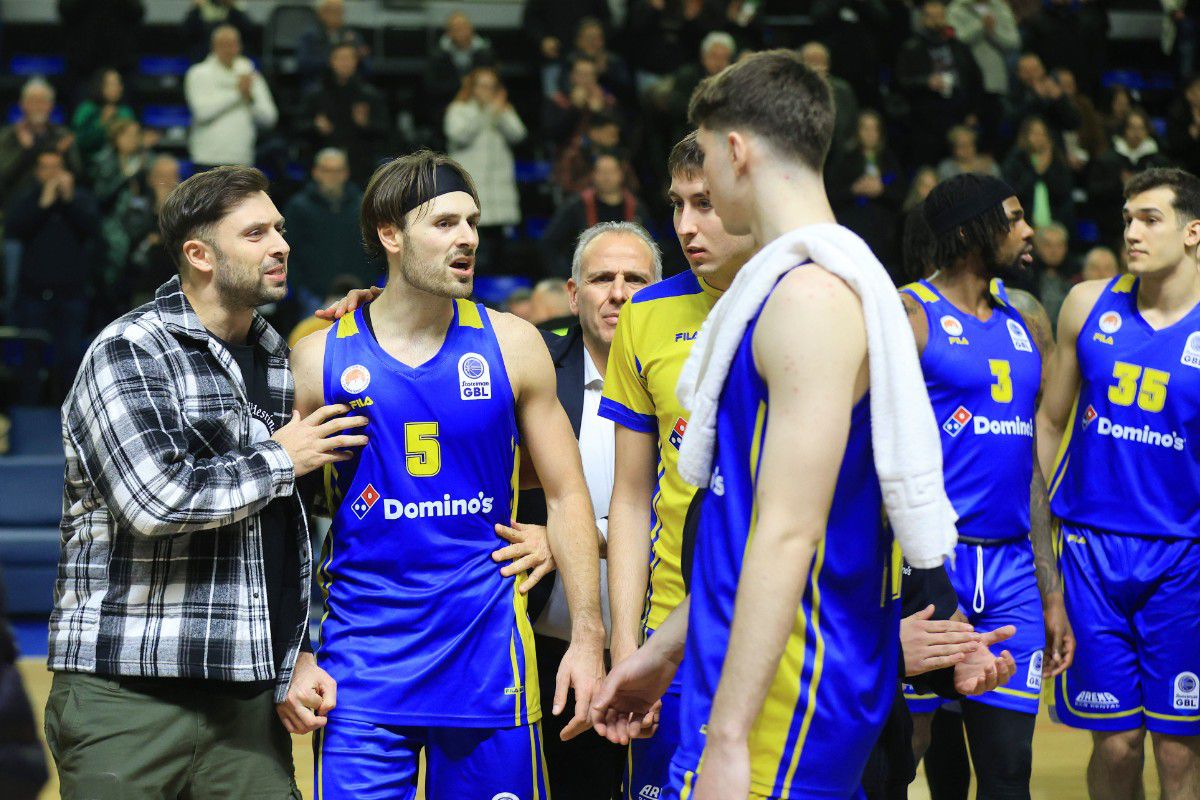 Απαγόρευση εισόδου στα γήπεδα για δύο χρόνια σε οπαδούς που πέταξαν μπουκάλια στο Καρδίτσα – Περιστέρι