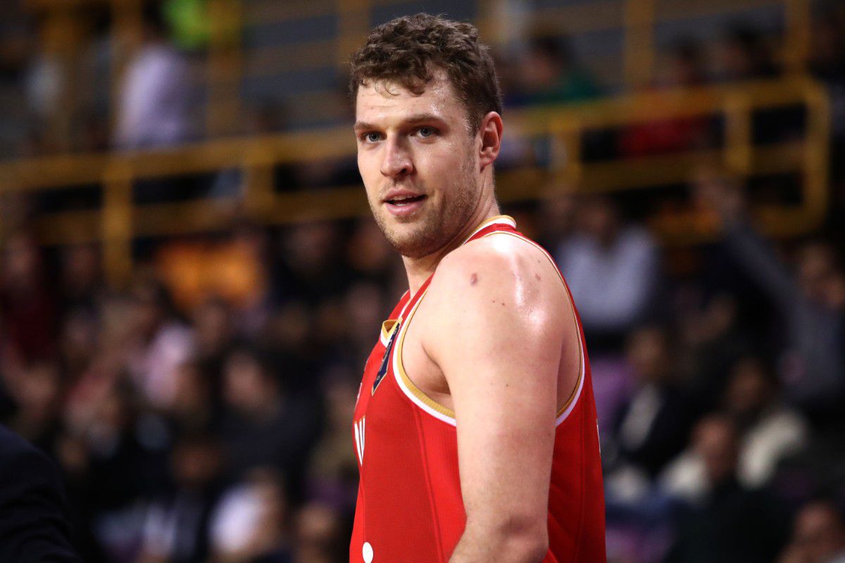 Ανοικτό παράθυρο για Βεζένκοφ στην εθνική Κύπρου: «Δύσκολη περίπτωση, αλλά…»