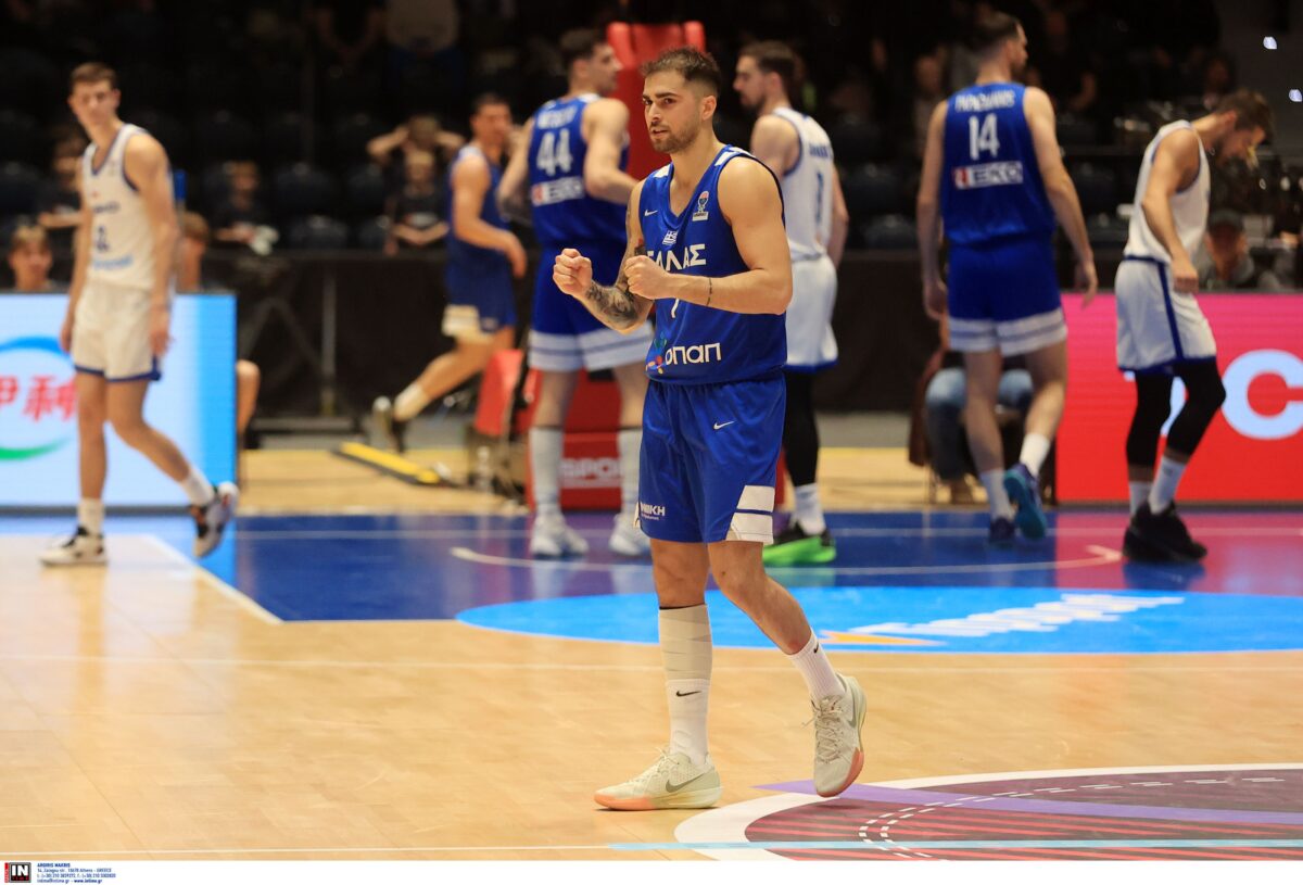 Η Εθνική ομάδα με συγκλονιστικούς Τολιόπουλο, Παπαπέτρου προκρίθηκε στο Eurobasket
