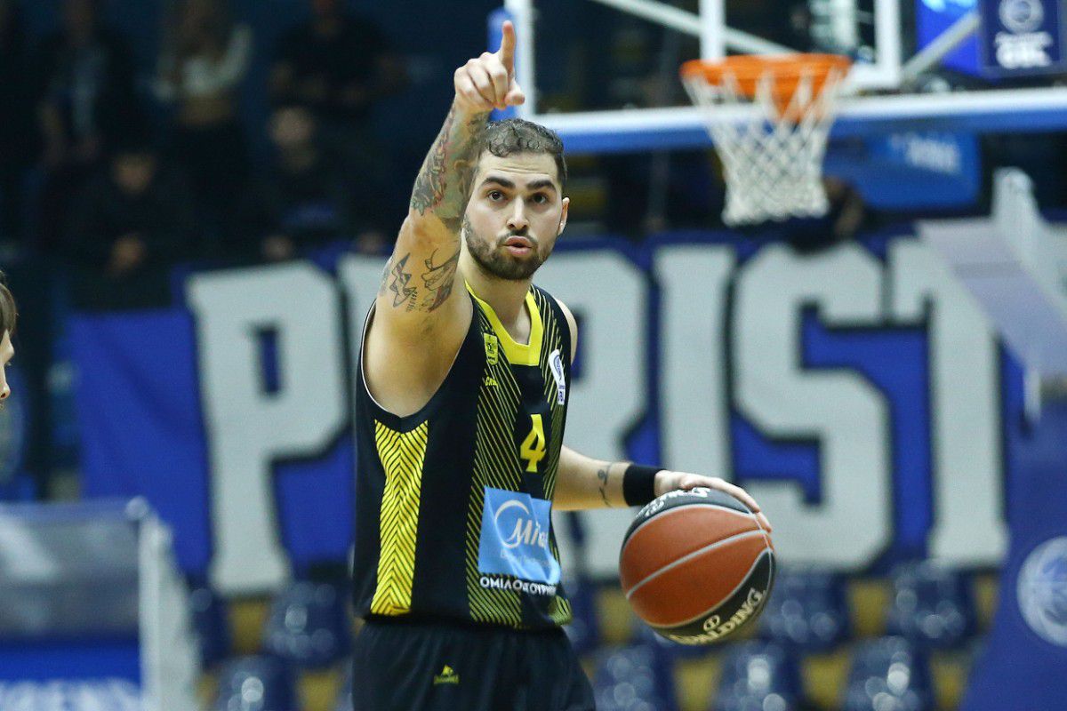 Ο Τολιόπουλος στο «Meet the Players» της Betsson – Το «Πιστολιόπουλος» και οι στιγμές χαλάρωσής του (vid)