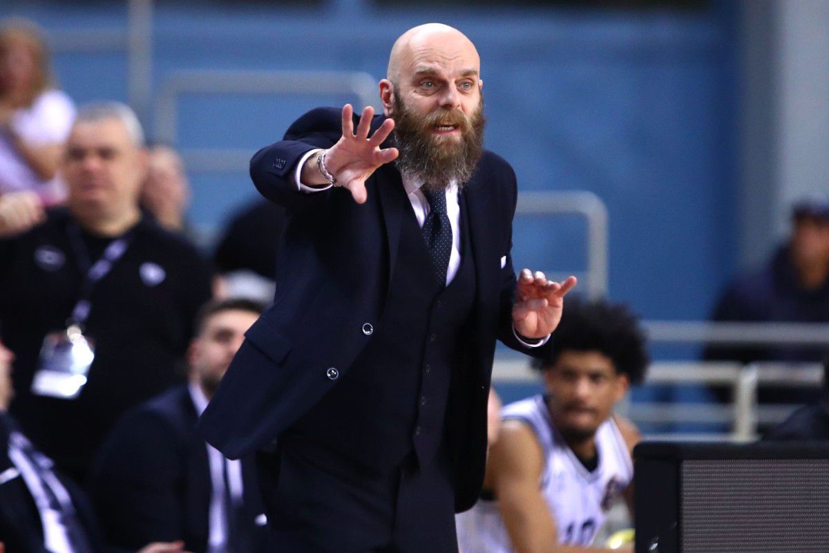 Καντσελιέρι: «Περήφανος για τους παίκτες μου – Έξι μέρες ρεπό η ομάδα» (vid)