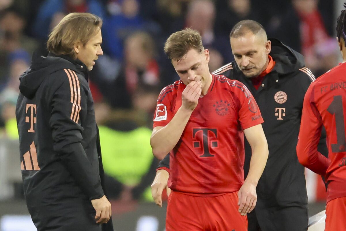 Ο Τζόσουα Κίμιχ με τη φανέλα της Μπάγερν