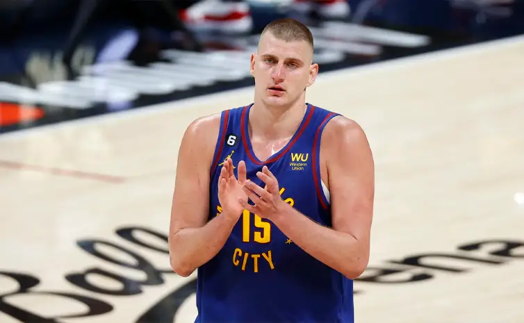 Μπασκετική ιδιοφυΐα: Ο Γιόκιτς «είδε» τo play των Χιτ πριν καν παιχτεί (vid)