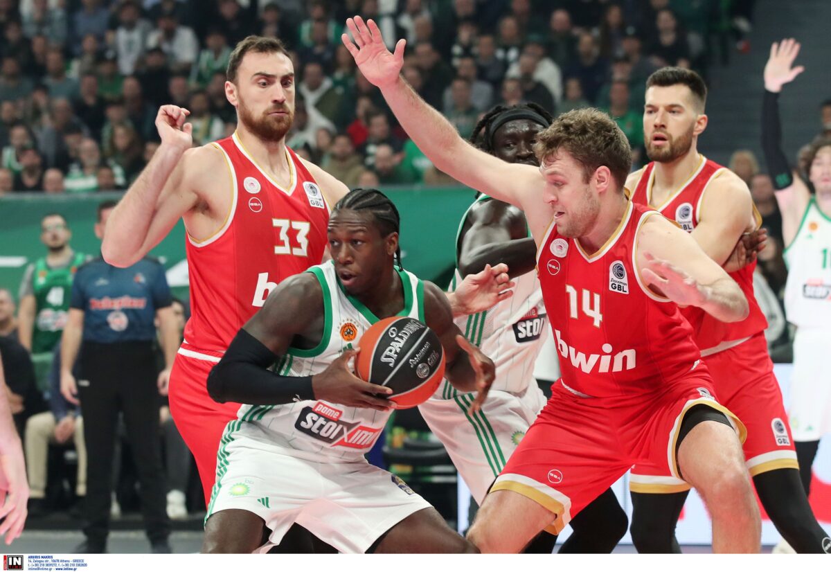 Βεζένκοφ vs Ναν: Τι δείχνουν οι αριθμοί