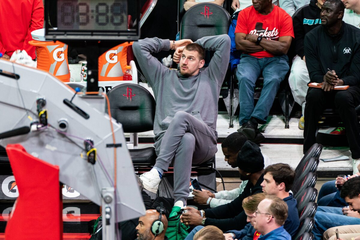 Απίθανη ατάκα Μαλόουν για Γιόκιτς: «Πρέπει να τον αφήνω εκτός πιο συχνά, γιατί…»