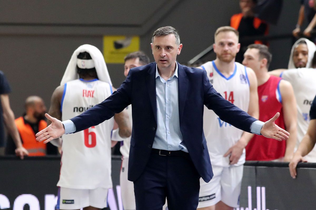 Ο προπονητής του Πανιωνίου Δημήτρης Τσαλδάρης