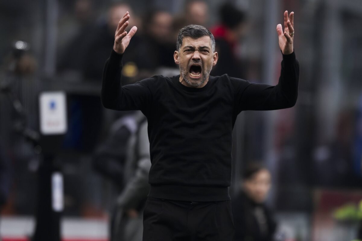 Ο Σέρτζιο Κονσεϊσάο στον πάγκο της Μίλαν