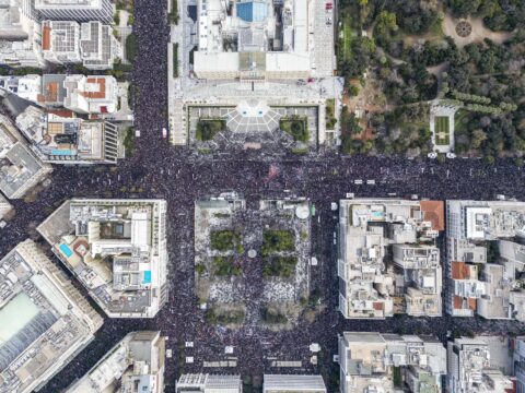 Τέμπη επεισόδια στο Σύνταγμα