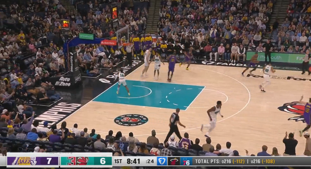 Τα highlights από τη νίκη των Λέικερς κόντρα στους Γκρίζλις