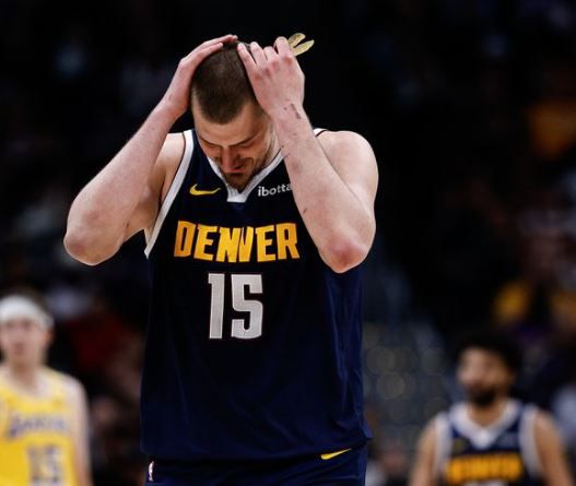 Aυτός είναι ο λόγος που ο Νίκολα Γιόκιτς δεν αγωνίστηκε κόντρα στους Λέικερς