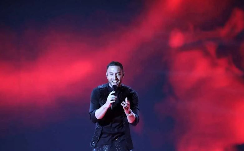 Μονς Σέλμερλεβ: Σάλος με τον νικητή της Eurovision – Η σύζυγός του τον καταγγέλλει για κακοποίηση και τον χωρίζει