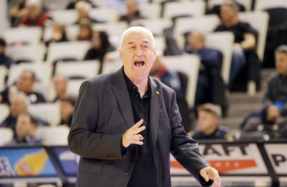 Σάκοτα: «Ήρθαμε εδώ να… περπατήσουμε, κάναμε τρία απαράδεκτα δεκάλεπτα»