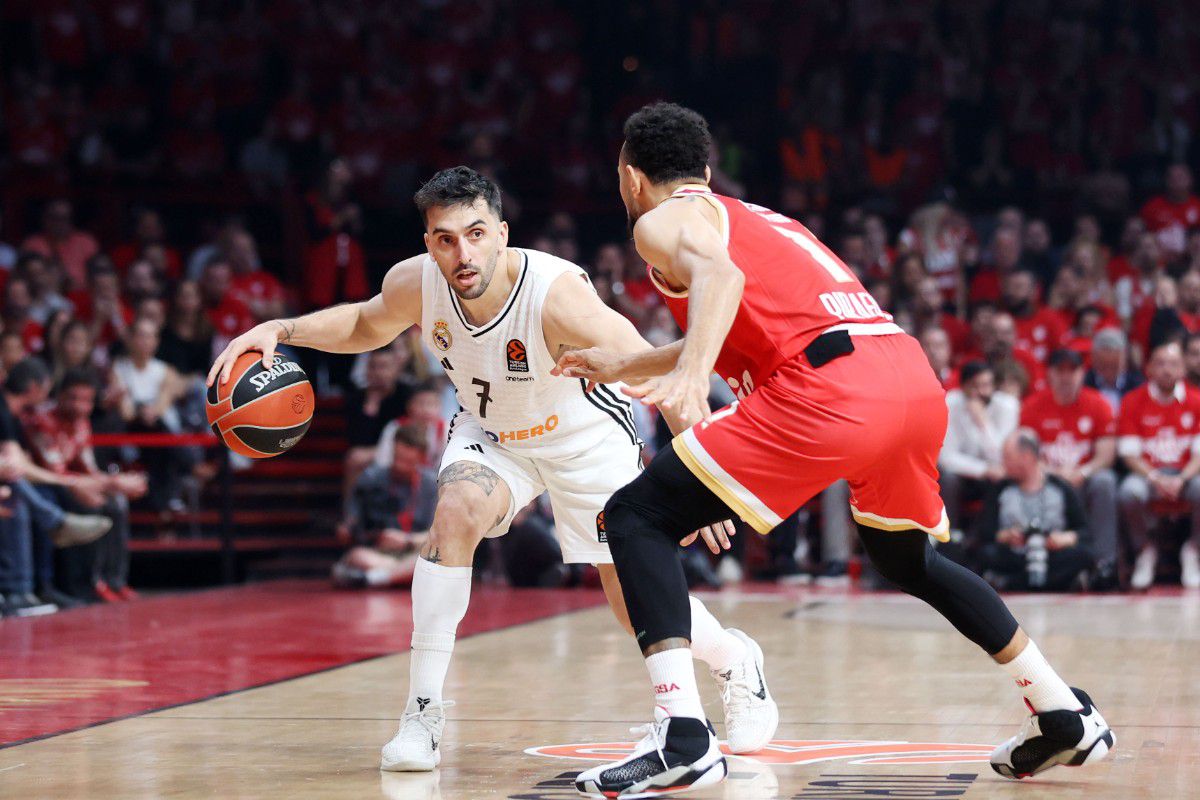 Καμπάτσο: «Να τους κάνουμε να νιώσουν άβολα – Είχαν έναν έξτρα παίκτη με τον κόσμο»