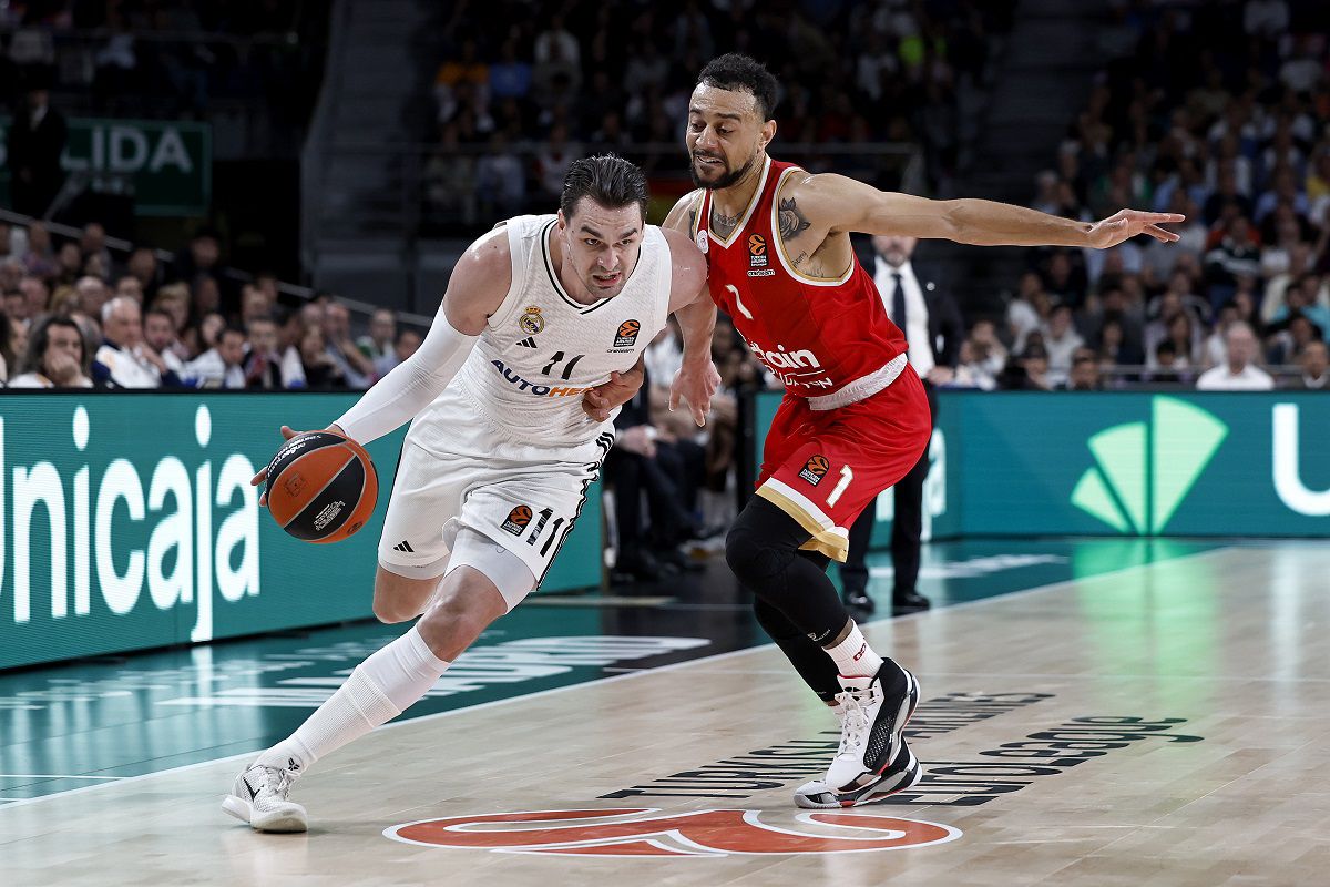 Ο Μάριο Χεζόνια υποκλίθηκε στον Σάσα Βεζένκοφ