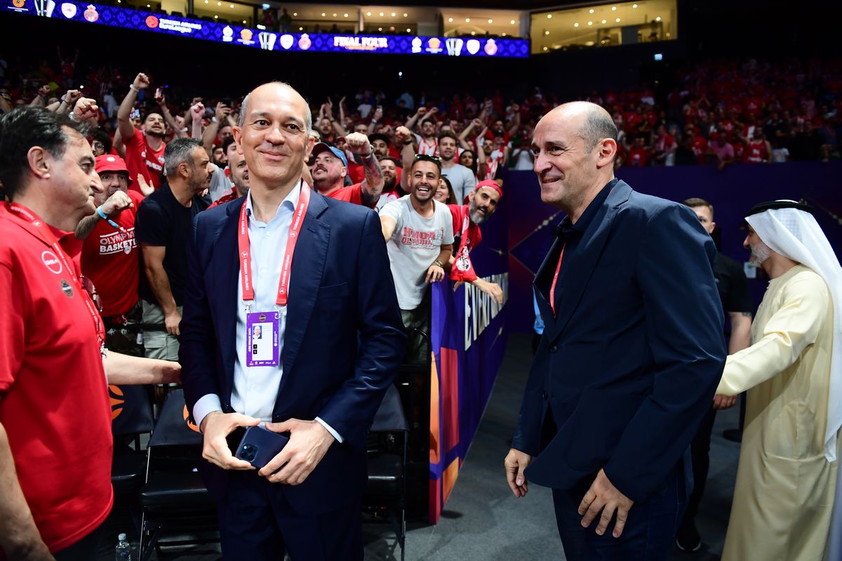 Ολυμπιακός: Οι Αγγελόπουλοι πήραν το χειροκρότημα του κόσμου (vid)