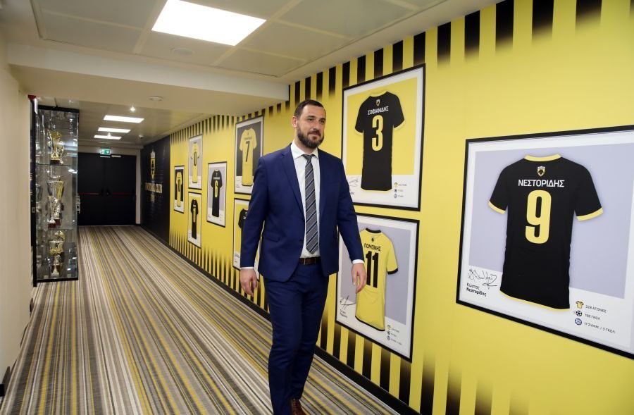 H AEK πήρε έναν άνθρωπο, που έχει μια λύση για κάθε πρόβλημα και όχι το αντίθετο