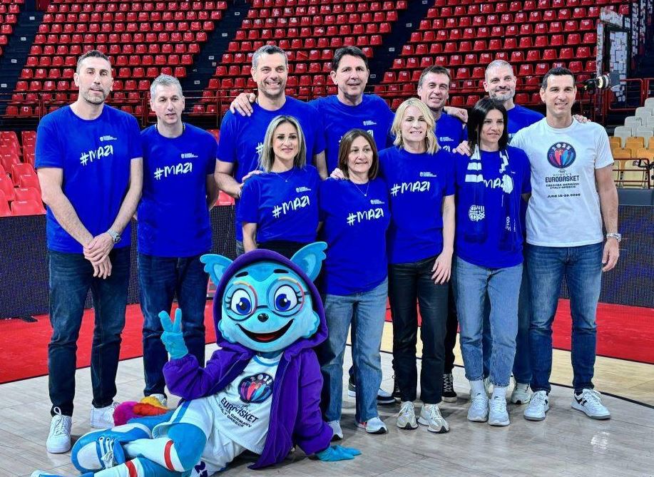 Eurobasket Γυναικών 2025: «Όταν παίζουν τα κορίτσια, εμείς παίζουμε… κερκίδα» – To επικό βίντεο με Ζήση- Διαμαντίδη (vid)