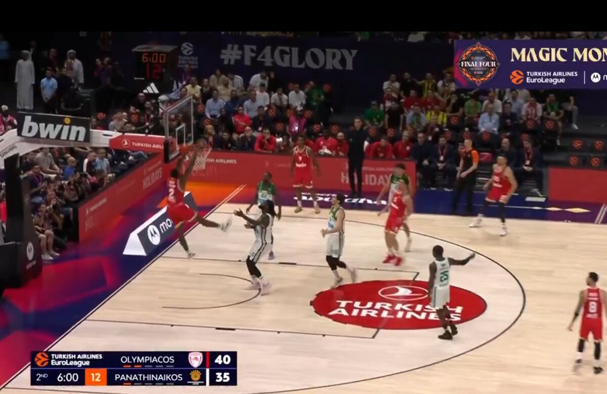 Ολυμπιακός: Το alley-oop κάρφωμα του Ράιτ στον ημιτελικό (vid)