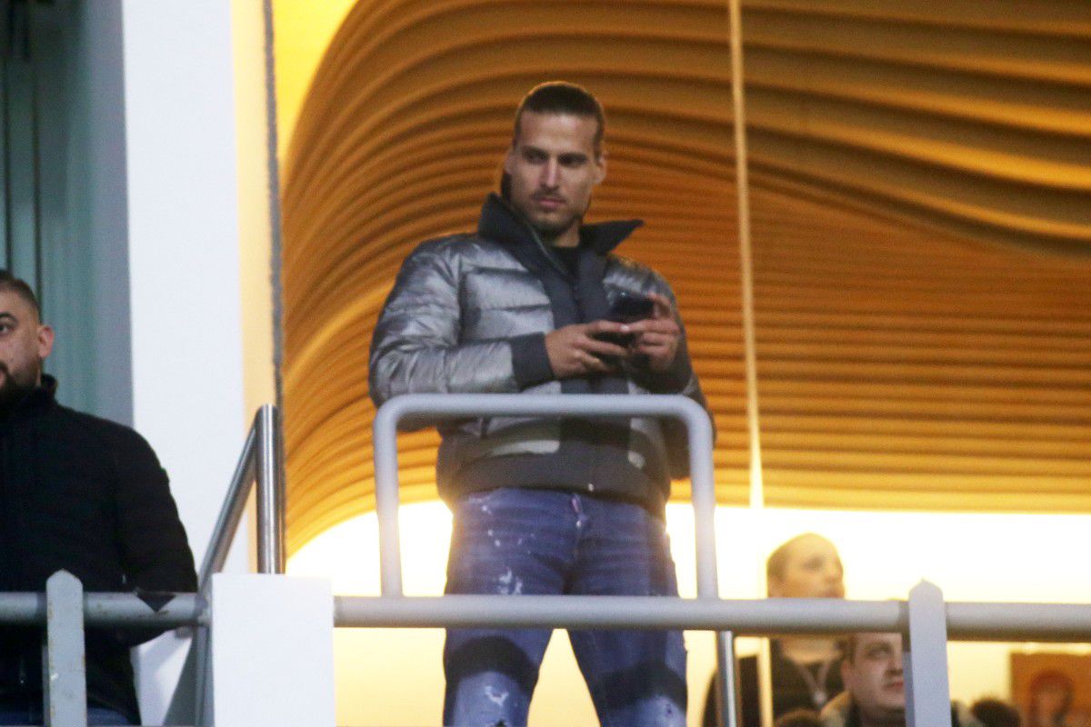 Ο Πρίγιοβιτς μεταξύ των εμπλεκόμενων στο επεισόδιο με τους παίκτες της Παρτίζαν