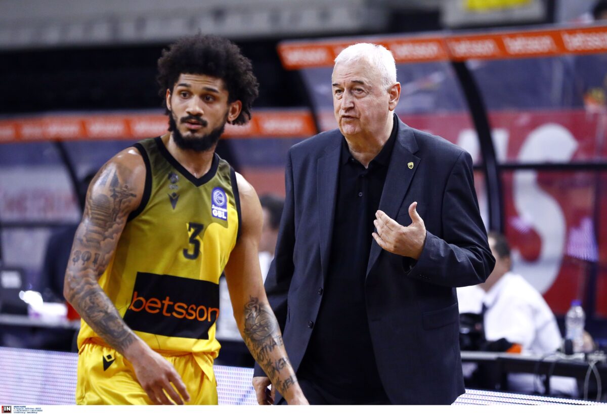 Η ΑΕΚ θέλει να κρατήσει Χέιλ, Γκρέι και Χαμπ με αυξημένες αποδοχές